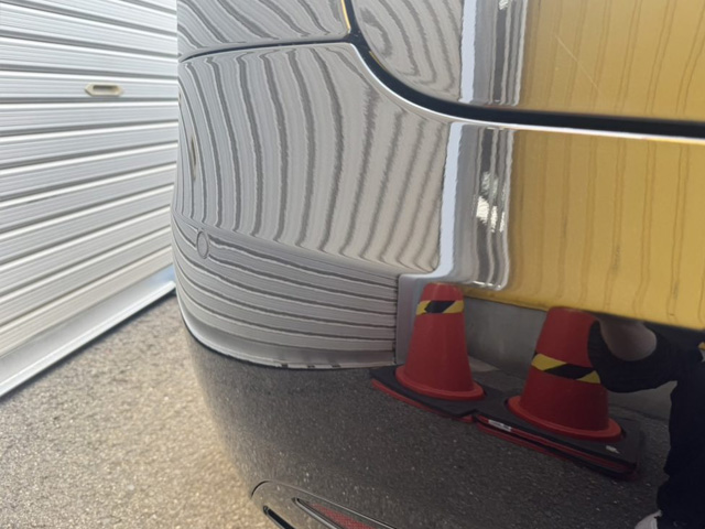 アフター（リアバンパーのヘコミ）