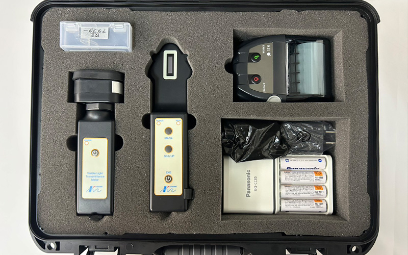 可視光線透過率測定器