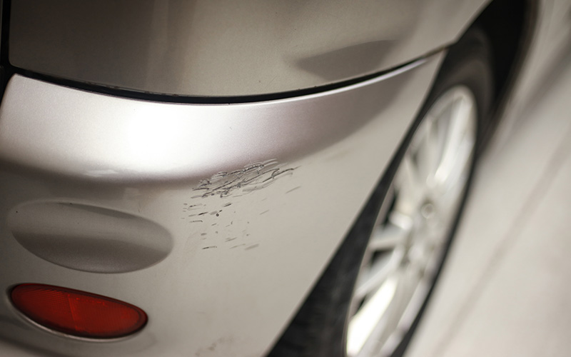 バンパー擦り傷