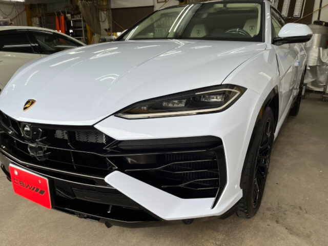 【ランボルギーニ・ウルス】プロテクションフィルム施工のご紹介