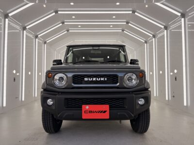 スズキジムニーシエラを正面から撮った画像、カーコーティング
