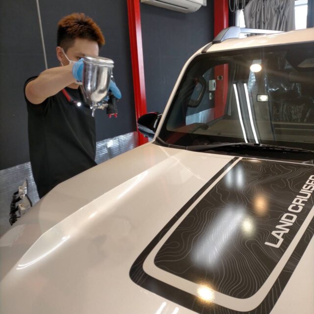 トヨタ　FJクルーザー　ガラスコーティング塗布